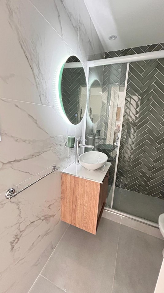 Departamento tres ambientes al frente  con balcon. Mar del Plata. Costa Atlantica.