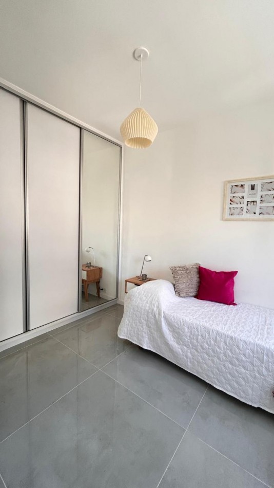 Departamento tres ambientes al frente  con balcon. Mar del Plata. Costa Atlantica.