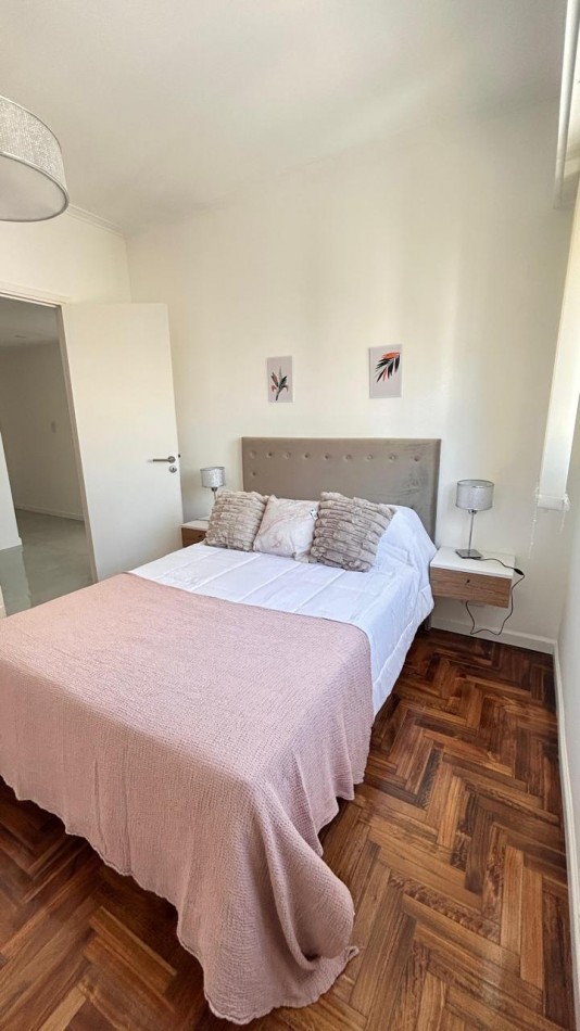 Departamento tres ambientes al frente  con balcon. Mar del Plata. Costa Atlantica.