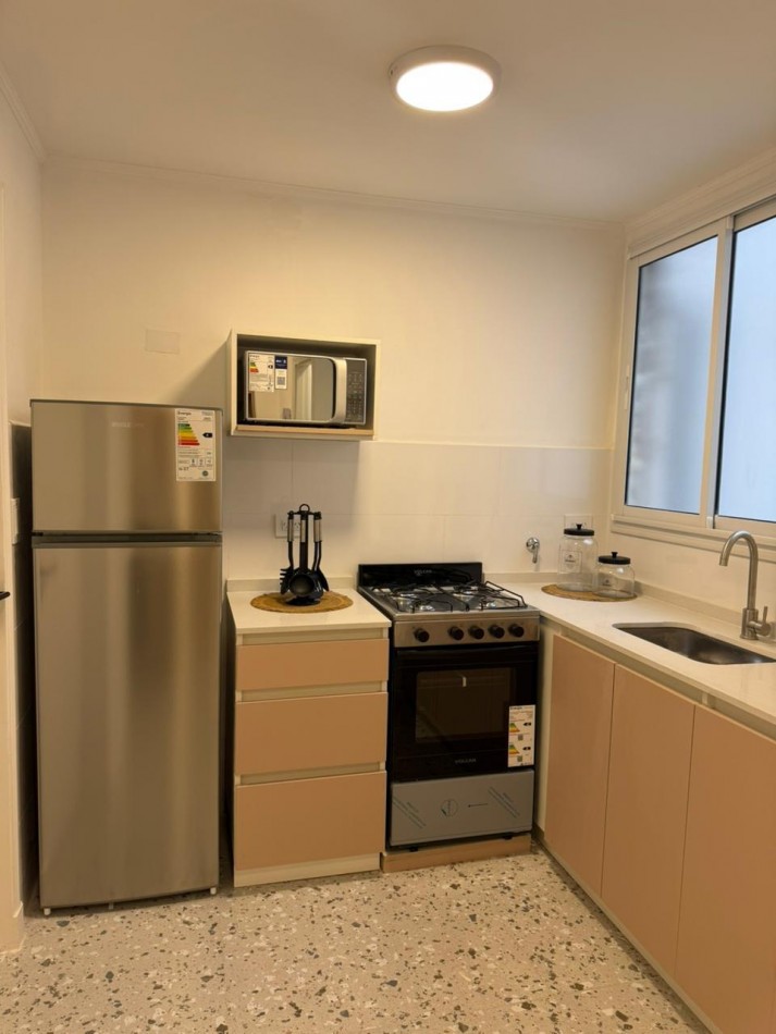 Tres ambientes con cochera, vista al mar. Mar del Plata