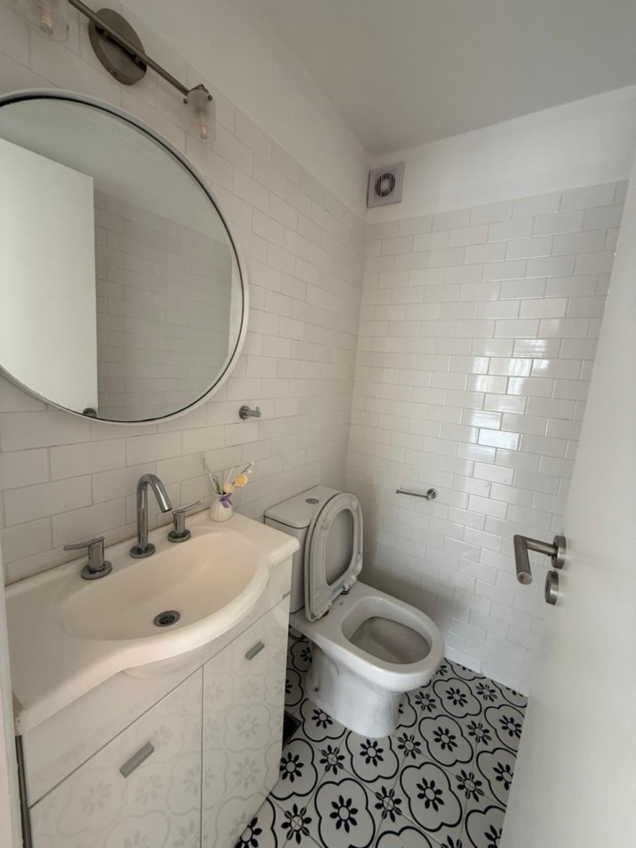 Departamento tipo duplex de 3 ambientes. Centro. Mar del Plata.