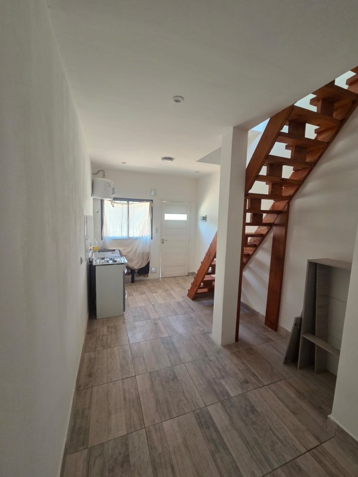 Ph de 3 ambientes a la calle en Duplex 