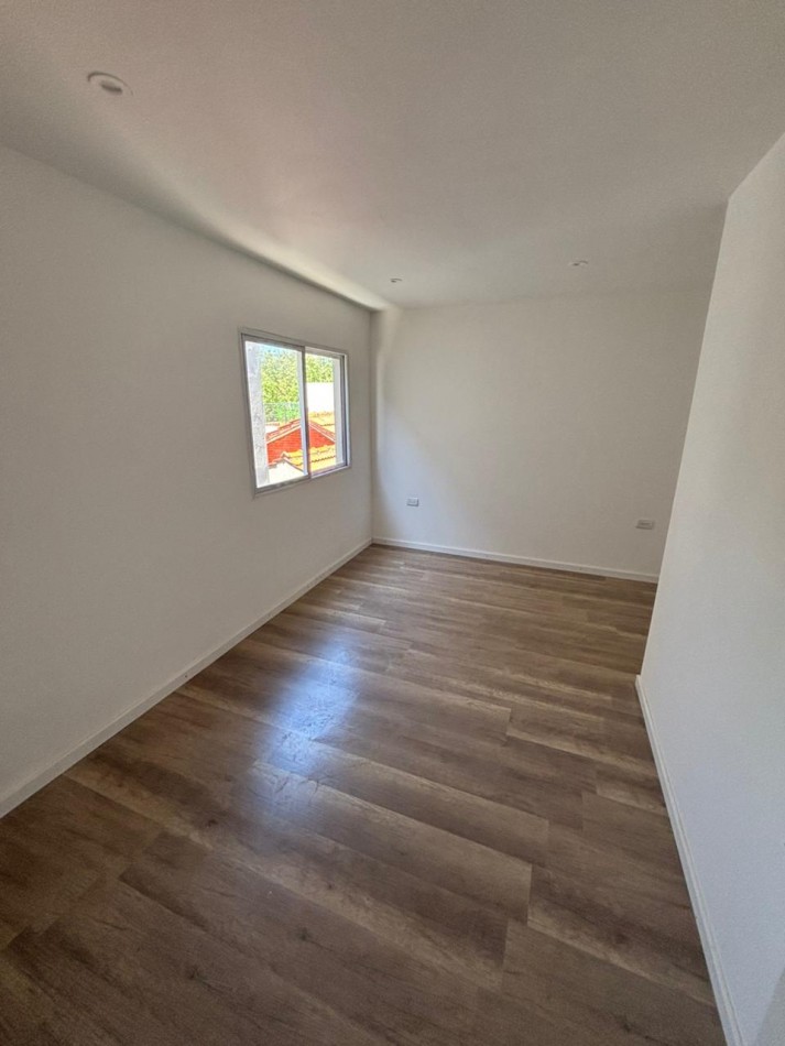 Duplex de 3 ambientes Contrafrente