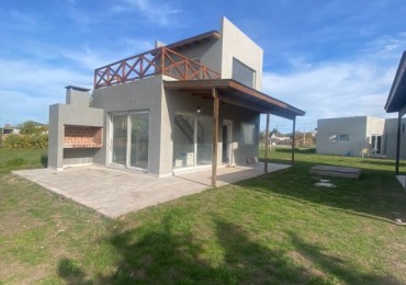 Venta Complejo de 4 Cabañas a estrenar en Mar de Cobo Parque Lago